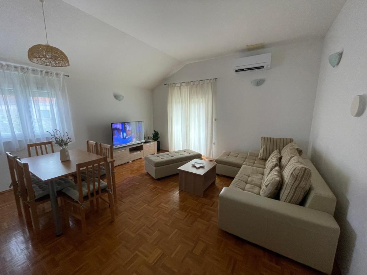 Apartman Josipa Appartement Biograd Na Moru Buitenkant foto